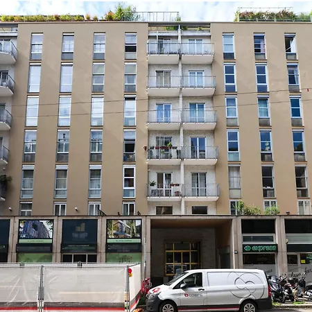 Διαμέρισμα Contempora - 2-beds, 2 Baths With Balcony - Guastalla